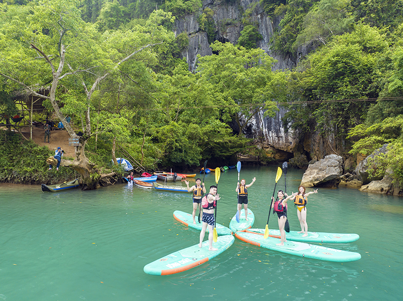 Bàn chuyện gỡ khó cho du lịch
