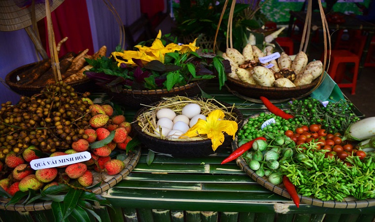 Tuần Lễ Văn hóa - Thể thao - Du lịch và hội rằm tháng ba Minh Hóa với chủ đề “Ân tình Minh Hóa quê tôi”.