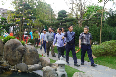 Đồng chí Bí thư Tỉnh ủy kiểm tra các dự án du lịch tại huyện Lệ Thủy