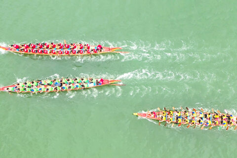 TP. Đồng Hới: Lễ hội đua thuyền truyền thống trên sông Nhật Lệ