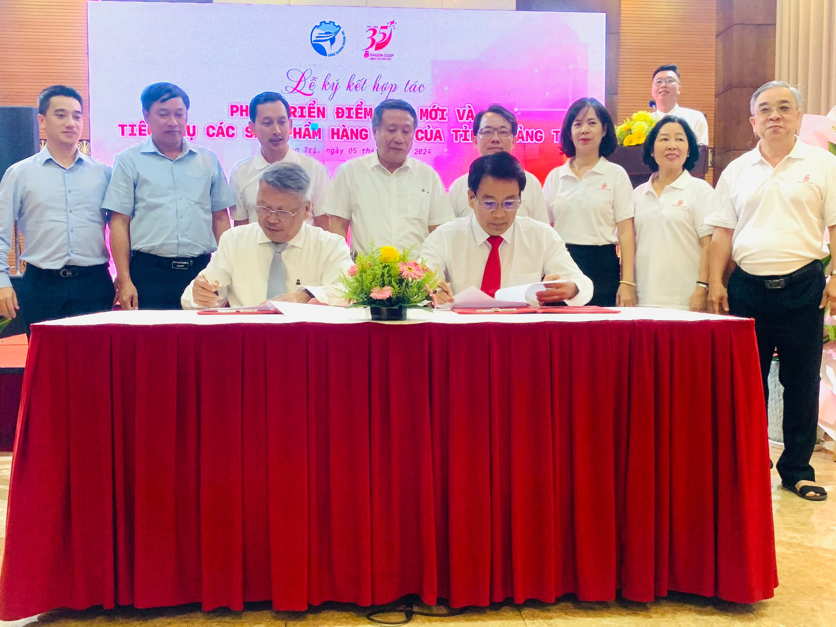 SAIGON CO.OP ký kết Hợp tác Phát triển điểm bán mới và Xúc tiến tiêu thụ các sản phẩm hàng hóa của tỉnh Quảng Trị