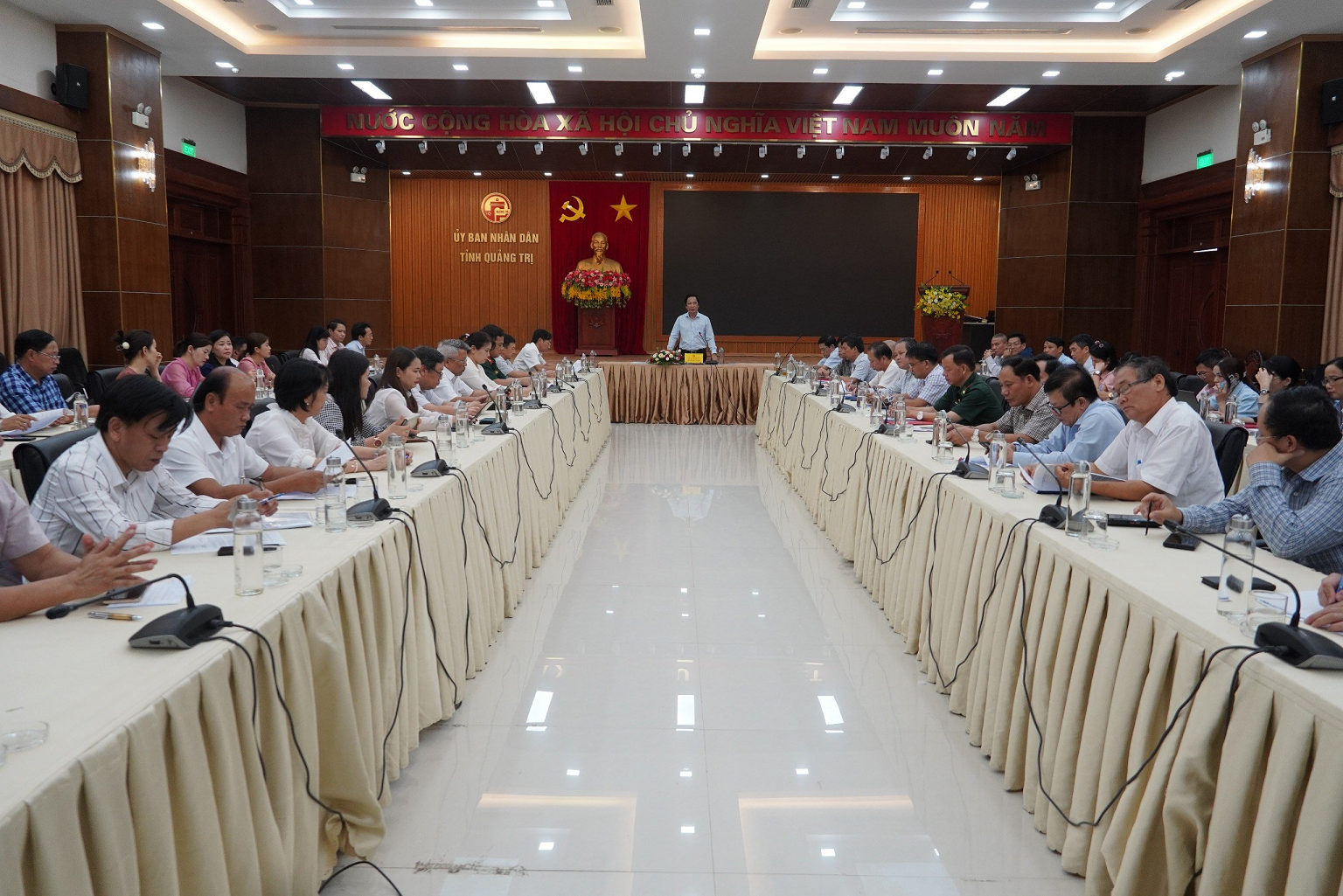 BAN TỔ CHỨC LỄ HỘI VÌ HÒA BÌNH TỔ CHỨC CUỘC HỌP TOÀN THỂ