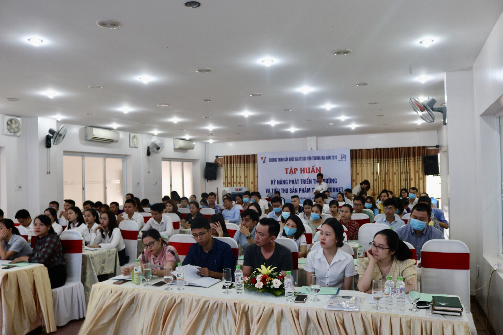 Khai mạc lớp tập huấn Kỹ năng phát triển thị trường và tiêu thụ sản phẩm trên Internet