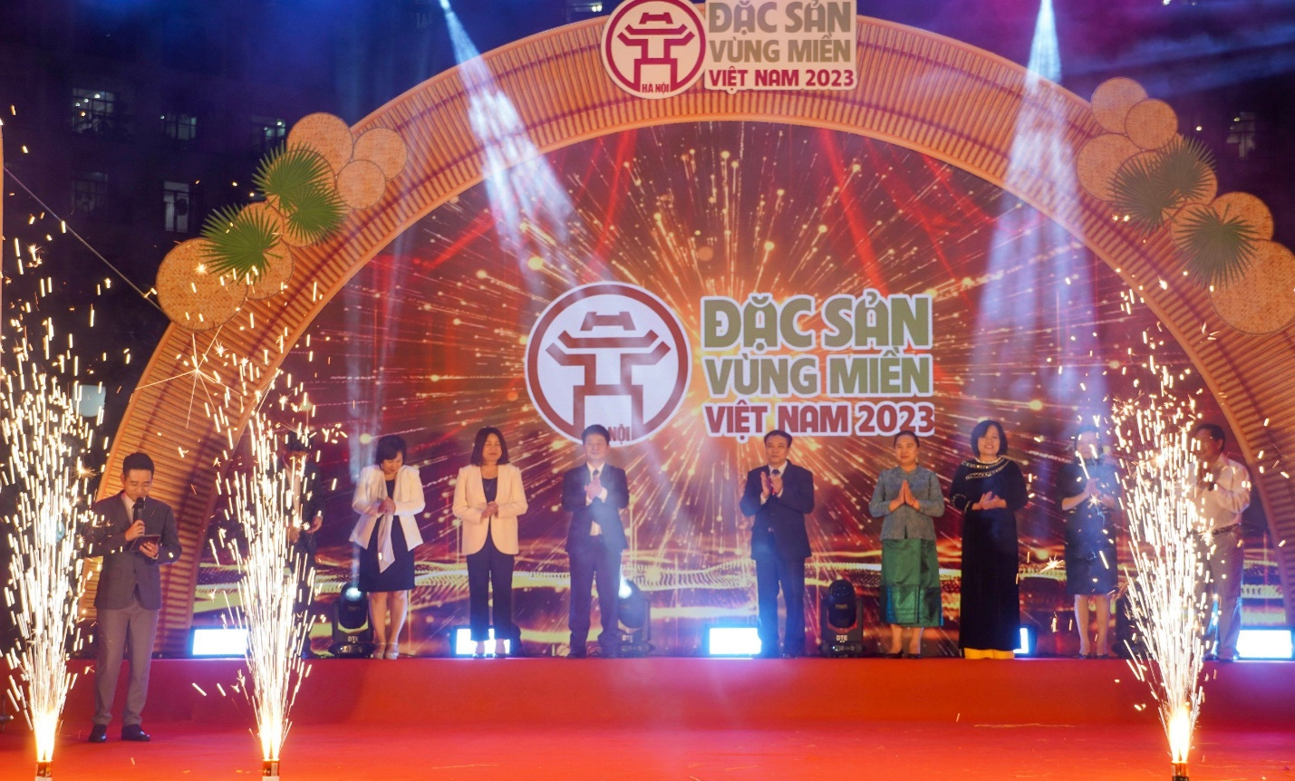 Khai mạc Hội chợ đặc sản vùng miền Việt Nam 2023